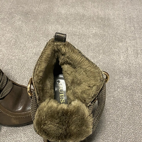 Hardly worn Guess booties - Picture 4 of 6